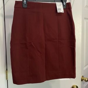 H&M: Burgundy, Knee-length, Pencil Skirt